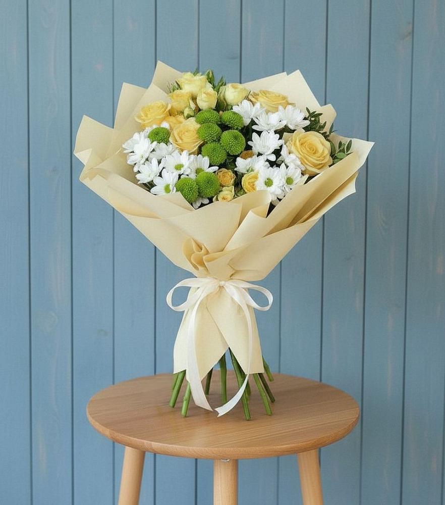 Букет цветов из: Хризантемы и Розы в Горячеводском