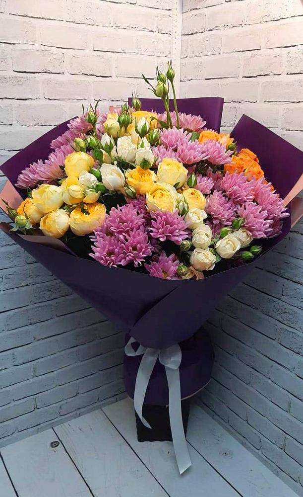 Букет цветов из: Хризантемы и Розы в Горячеводском