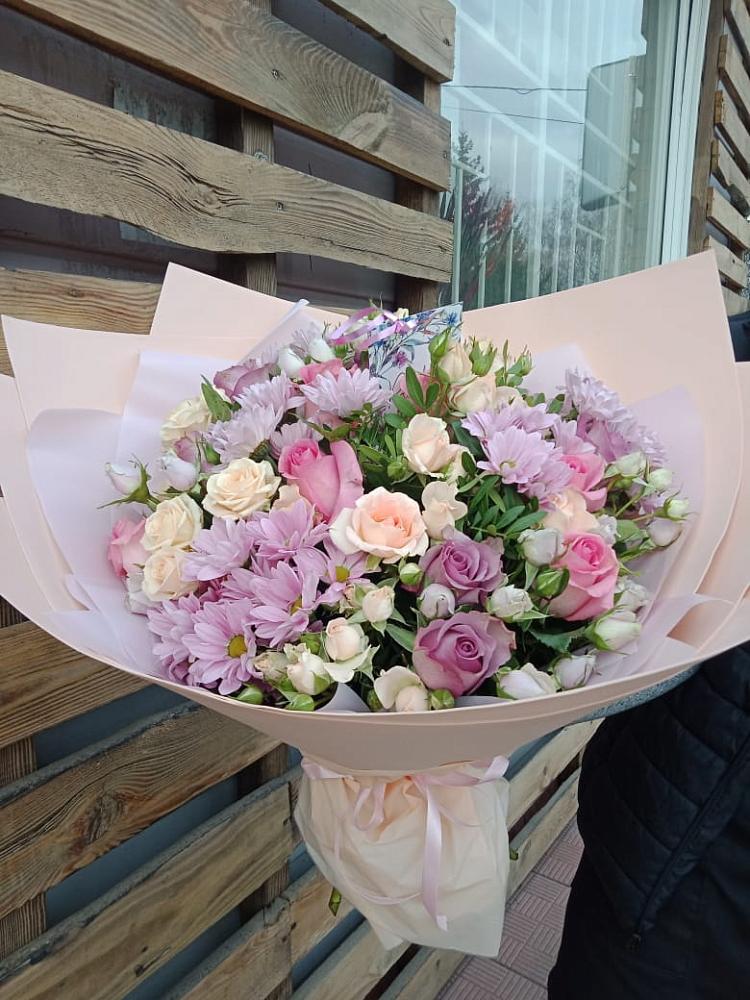 Букет цветов из: Розы и Хризантемы в Горячеводском