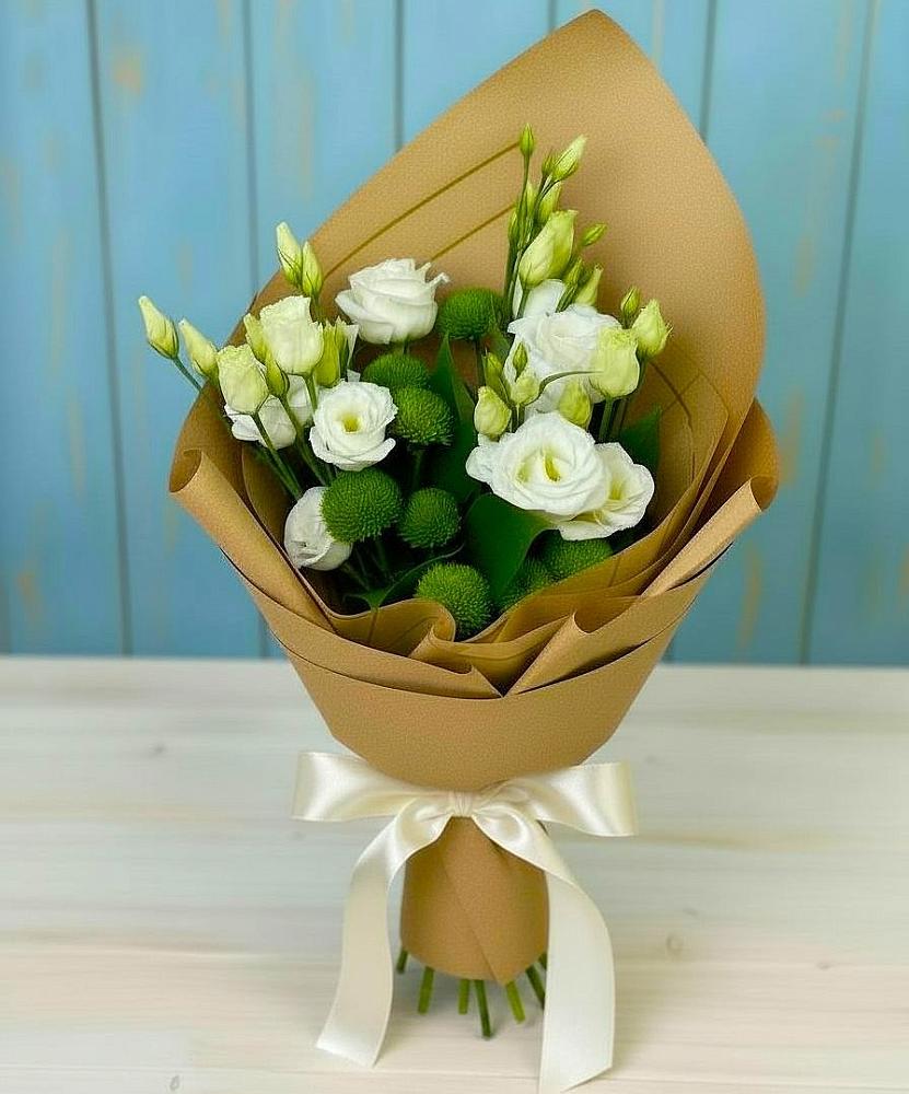 Букет цветов из: Хризантемы и Лизиантусы в Горячеводском