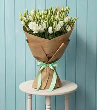 Букет цветов из:  Лизиантусы в Горячеводском