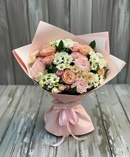 Букет цветов из:  Гвоздики, Розы и Хризантемы в Горячеводском