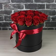 Цветочная композиция из Розы в шляпной коробке в Горячеводском