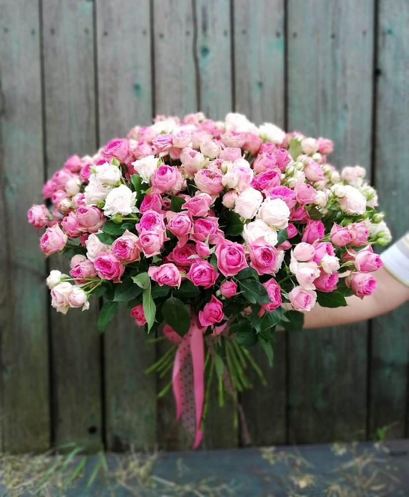 Букет Розовые кустовые розы Натали и Лав Лидия в Горячеводском