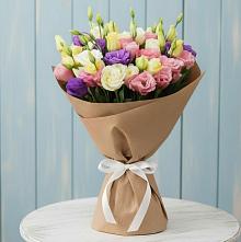 Букет цветов из:  Лизиантусы в Горячеводском