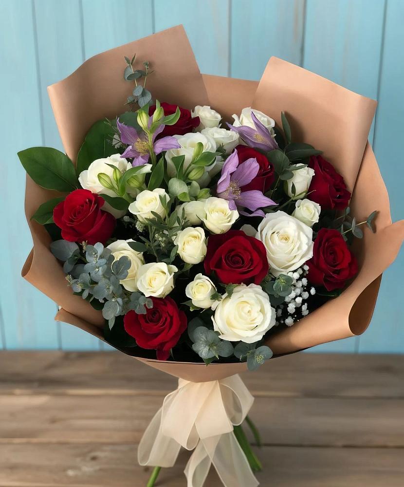 Букет цветов из: Розы и Альстромерии в Горячеводском