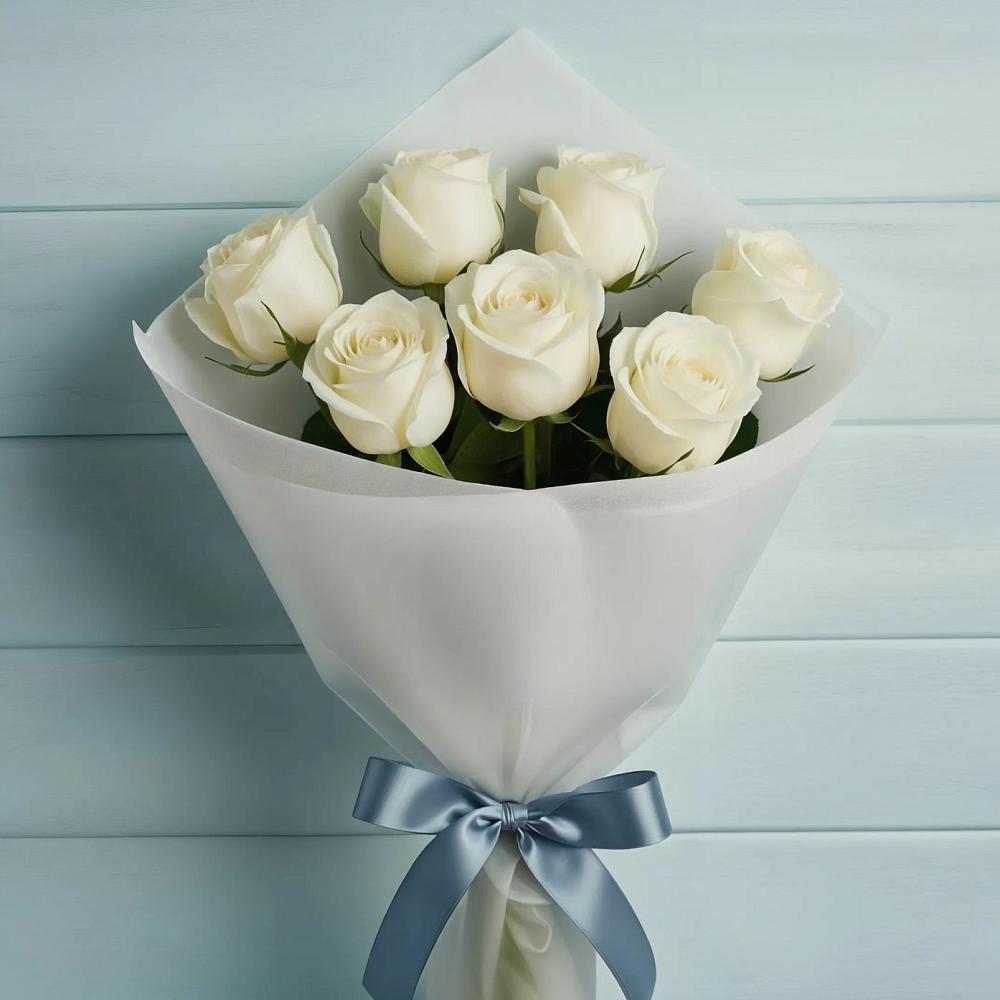 Букет 7 Белых роз Эдлесс Лав в Горячеводском
