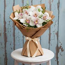 Букет цветов из:  Орхидеи и Розы в Горячеводском