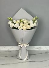 Букет цветов из:  Розы и Лизиантусы в Горячеводском